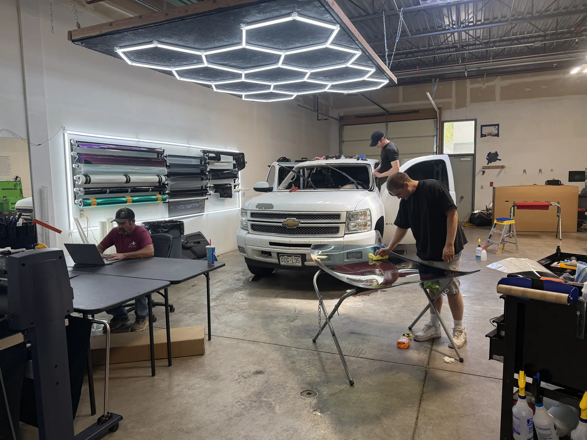 Mobile rock chip repair in New Castle, CO